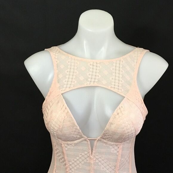 New Victoria’s Secret - Picture 2 of 7